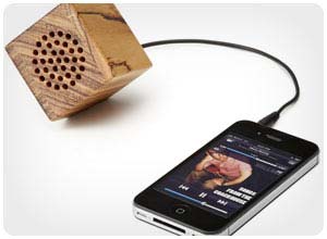 mini wooden speaker