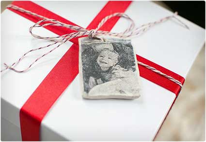 Faded-Photo-Gift-Tags