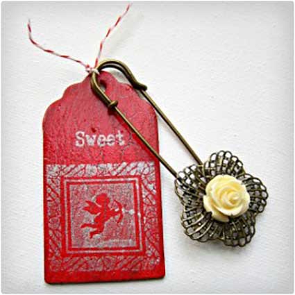 Stamped-Wooden-Gift-Tags
