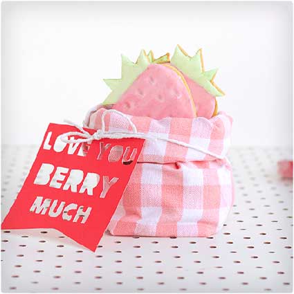 Strawberry-Cookie-Gift