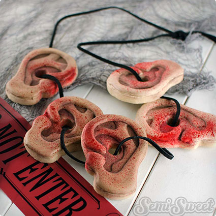 Daryl's Ear Necklace Cookies