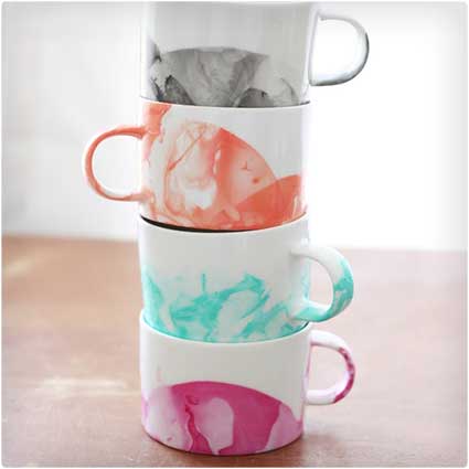 DIY Marbled Mugs