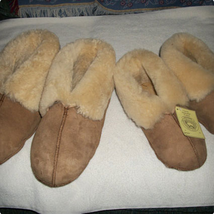 Handcrafted Men's Sheepskin Slippers