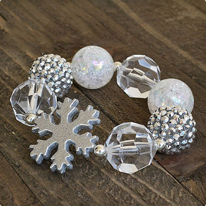 white-silver-snowflake-bubblegum-bracelet