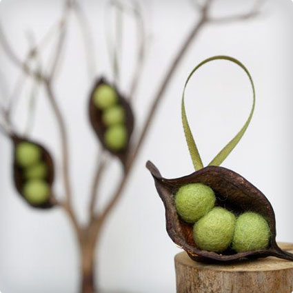 Peas in a Pod Ornament