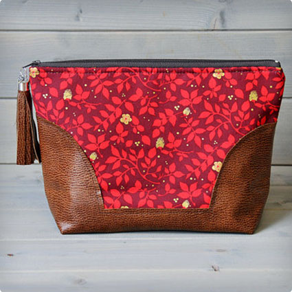 Recycled Leather Toiletry Bag