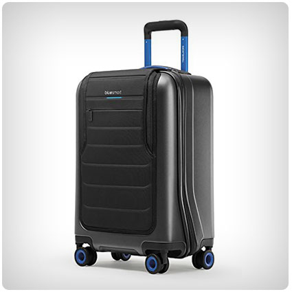 Bluesmart One Smart Luggage: GPS, Remote Locking, Battery Charger