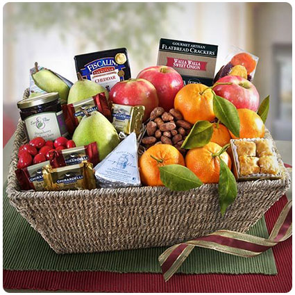 California Farmstead Gourmet and Fruit Basket