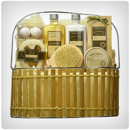 Verdugo Gift Co Warm Vanilla Spa Basket