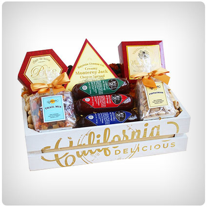 California Delicious Picnic for Two Gift Basket