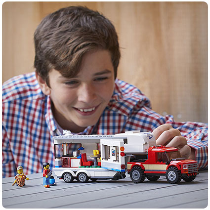 LEGO City Pickup & Caravan Building Kit