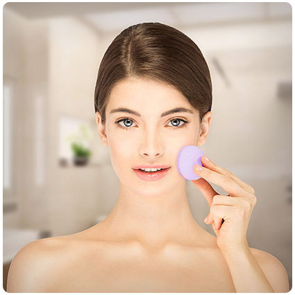 FOREO LUNA Facial Cleansing Brush