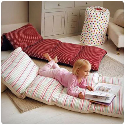 How to Make a Pillow Bed for Your Kids