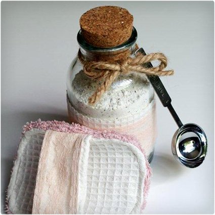 Spa Scrubbie and Bath Tea Soak