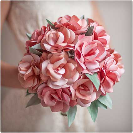 DIY-Paper-Rose-Wedding-Bouquet