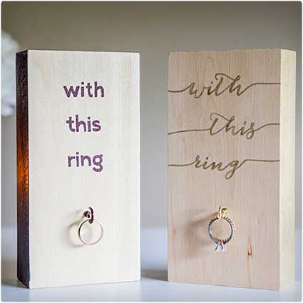 Wooden-Ring-Holder