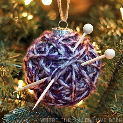 How to Make a Yarn Ball Ornament: Two Methods!