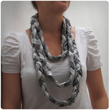 Braided Scarf With Old T-shirts