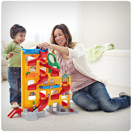 Fisher-Price Little People Wheelies Stand 'n Play Rampway