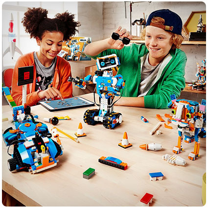 LEGO Boost Creative Toolbox Building and Coding Kit