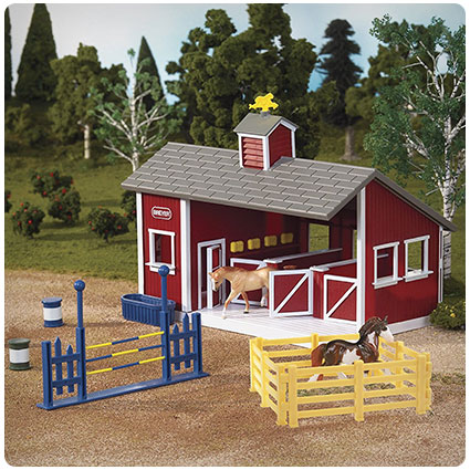 Breyer Stablemates Red Stable and Horse Set