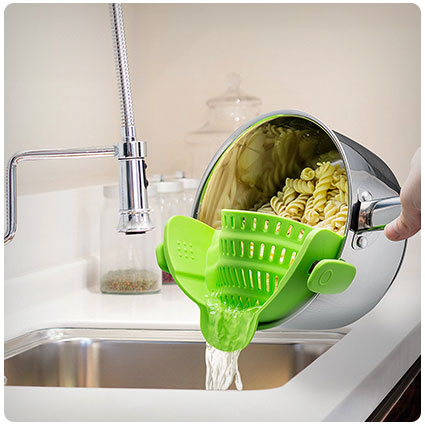 Kitchen Gizmo Snap 'N Strain Strainer