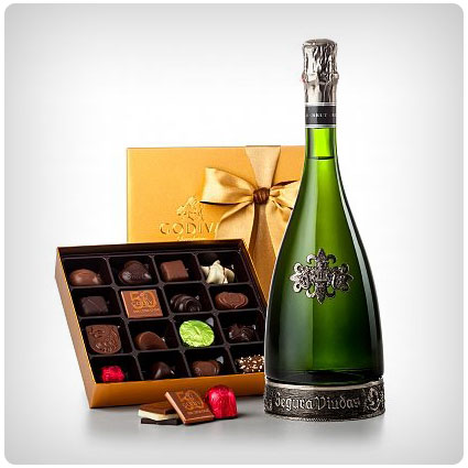 Segura Viudas Champagne and Godiva Chocolates