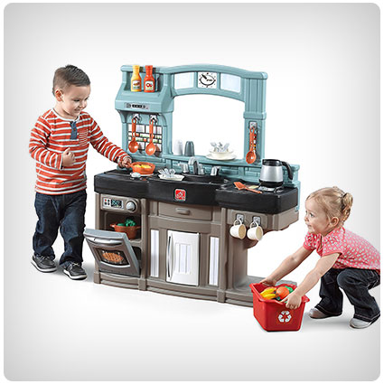 Step2 Best Chef's Toy Kitchen Playset