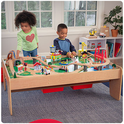 KidKraft Waterfall Mountain Train Set and Table